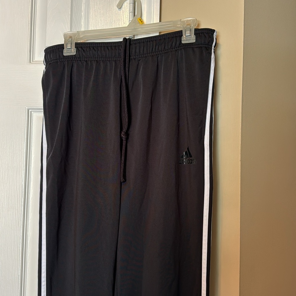 Black Adidas Joggers Size L
